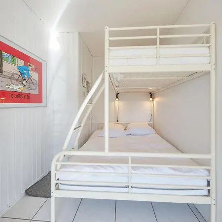 Combire 302 By Interhome * 格里翁