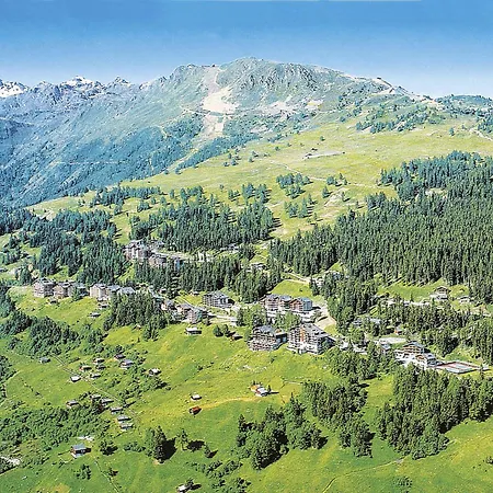 Combire 302 By Interhome