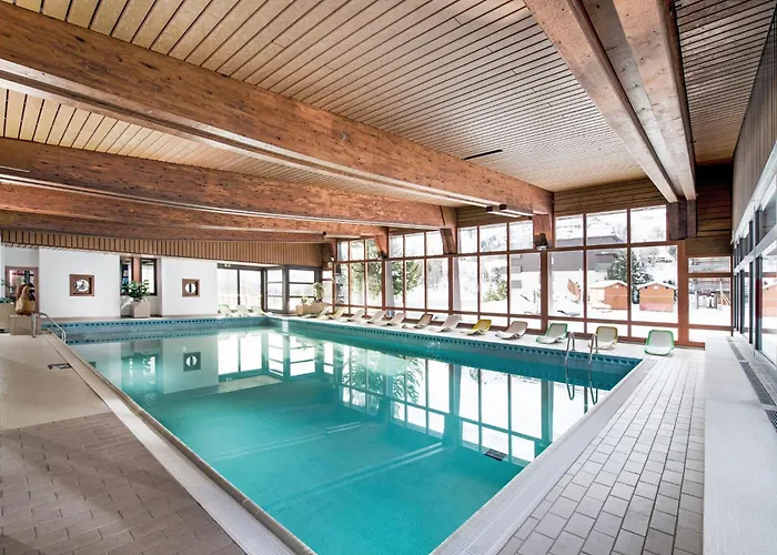 Combire 302 By Interhome * 格里翁