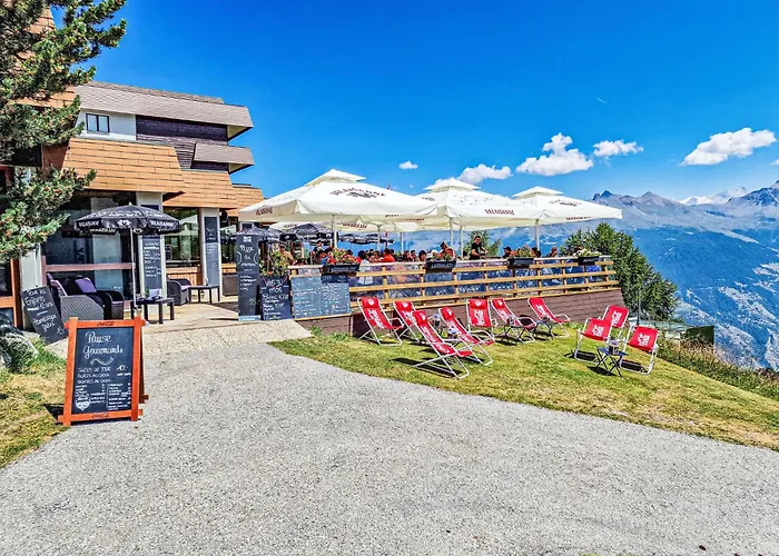 Combire 302 By Interhome * 格里翁