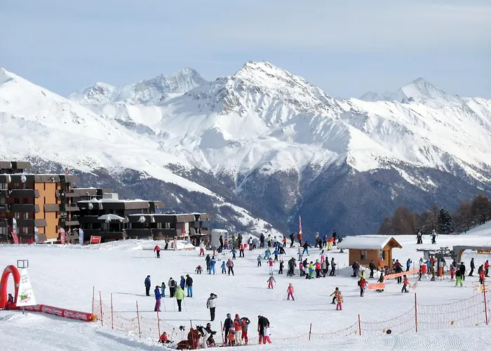 Combire 302 By Interhome Lejlighed